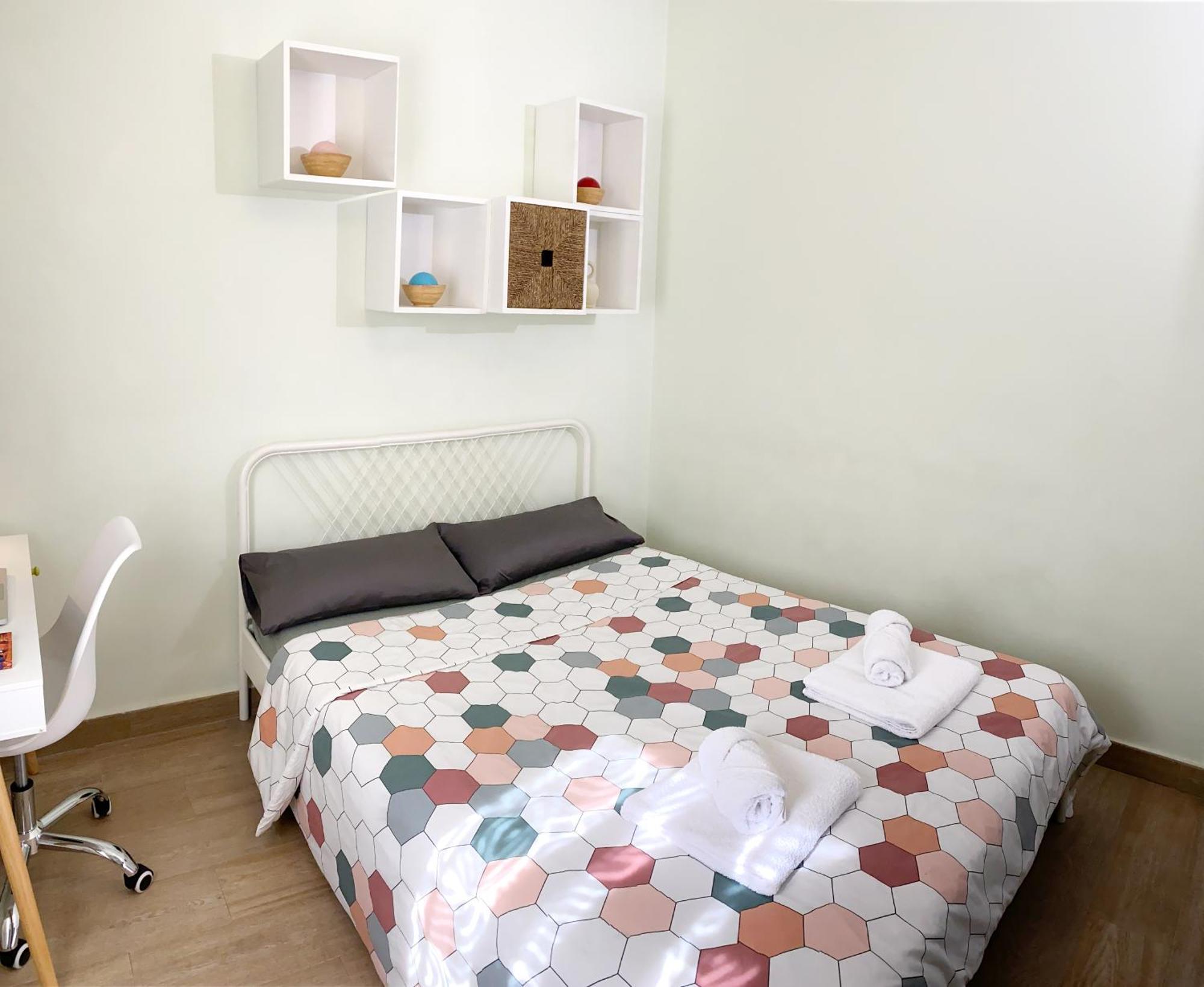Comoda Habitacion Doble Cerca De Los Lugares Emblematicos De Madrid Exteriör bild